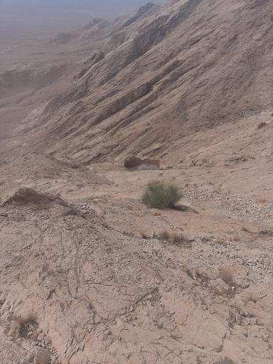 عکس حوض آب قلعه چهل دختر