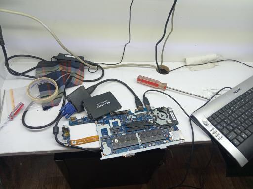 عکس مرکز تعمیرات تخصصی لپ تاپ و کامپیوتر آلفا