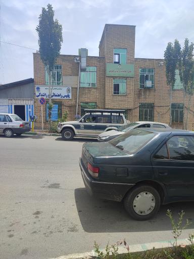 عکس پلیس راهنمایی رانندگی دماوند