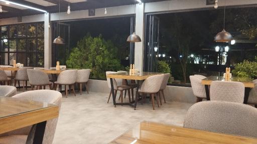 عکس کافه ویولانژ