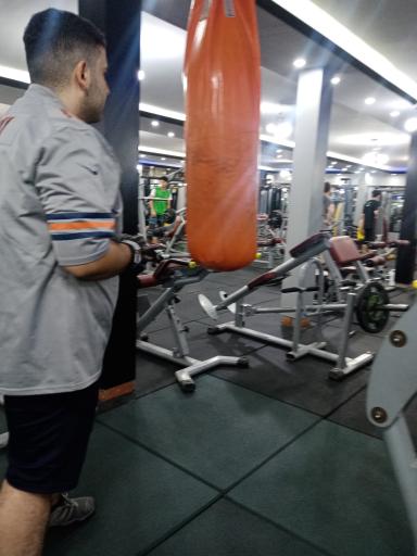 باشگاه بدنسازی سپهر