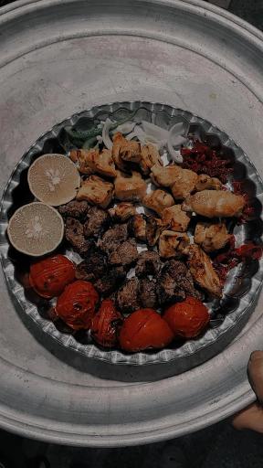 عکس رستوران دایی خاخورزا