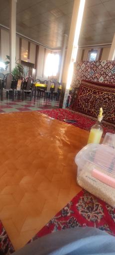 عکس رستوران بین راهی زیتون