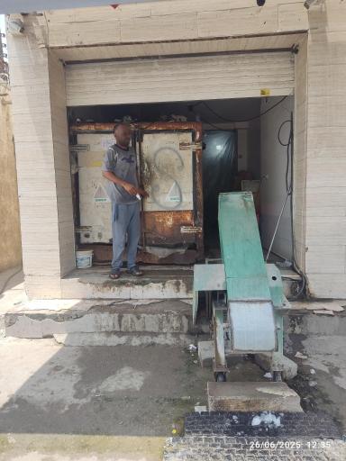 عکس فروش یخ