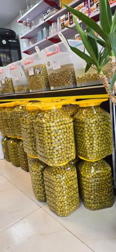 عکس زیتون و برنج فروشی مجید