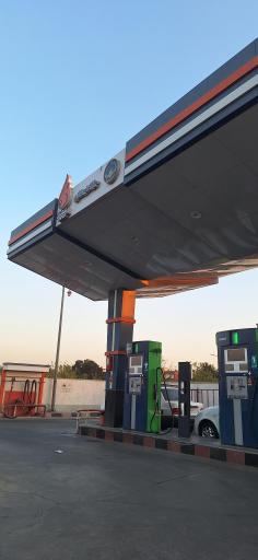 عکس پمپ بنزین پایگاه یکم