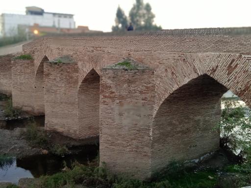 عکس پل تاریخی آق قلا