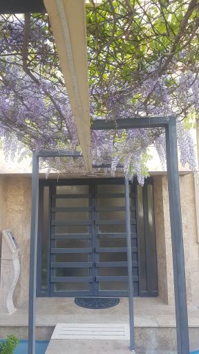 عکس ساختمان قصر آسمان