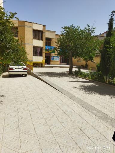 عکس دبستان دخترانه غیرانتفاعی پیشتاز