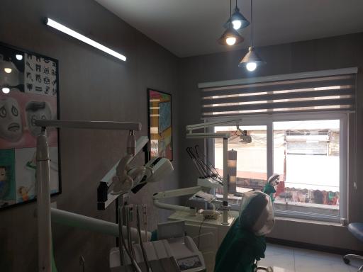 عکس دندان پزشکی دکتر محمدرضا شاکر