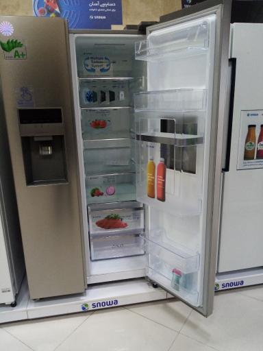 عکس فروشگاه زنجیره ای اسنوا