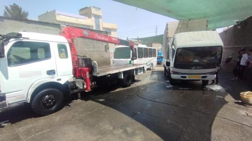 عکس کارواش و تعویض روغنی دهکده