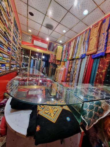 عکس پارچه سرای گل سرخ