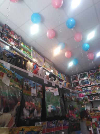 عکس اسباب‌بازی فروشی تا به تا