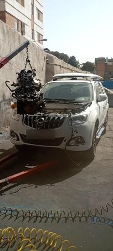 عکس تعمیرگاه حسن شریفی