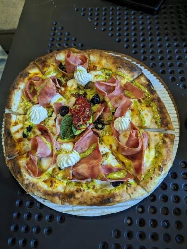 عکس کافه دان