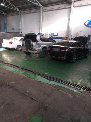 عکس تعمیرگاه گیربکس اتوماتیک رستمی