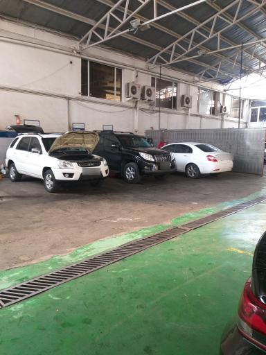 عکس تعمیرگاه گیربکس اتوماتیک رستمی