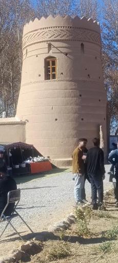 عکس بوستان قلعه