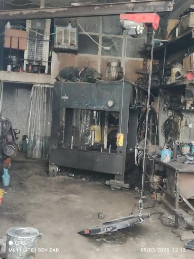 عکس تعمیرات ریش تریلی محور های تریلی  