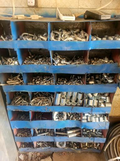 عکس پرس شلنگ حافظ