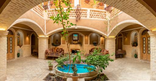 عکس هتل سنتی آرا