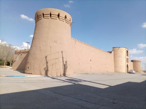 عکس بوستان قلعه