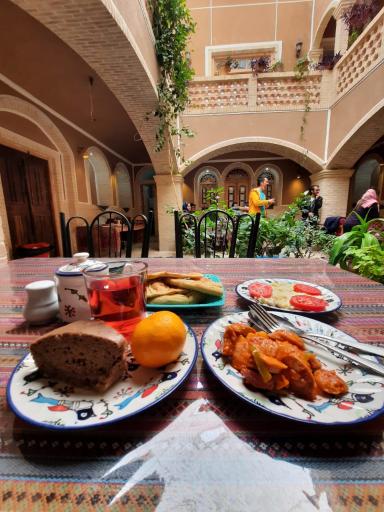 عکس هتل سنتی آرا