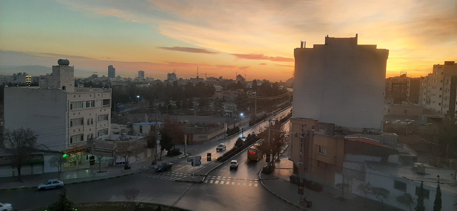 عکس میدان لاله