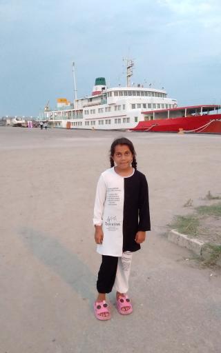 عکس اسکله کشتی مسافربری میرزا کوچک خان