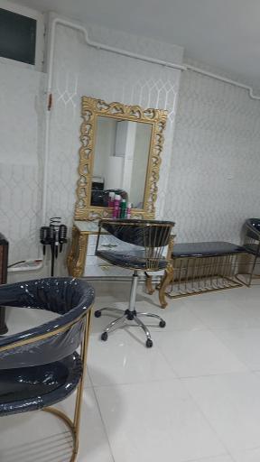   سالن زیبایی نوایی 