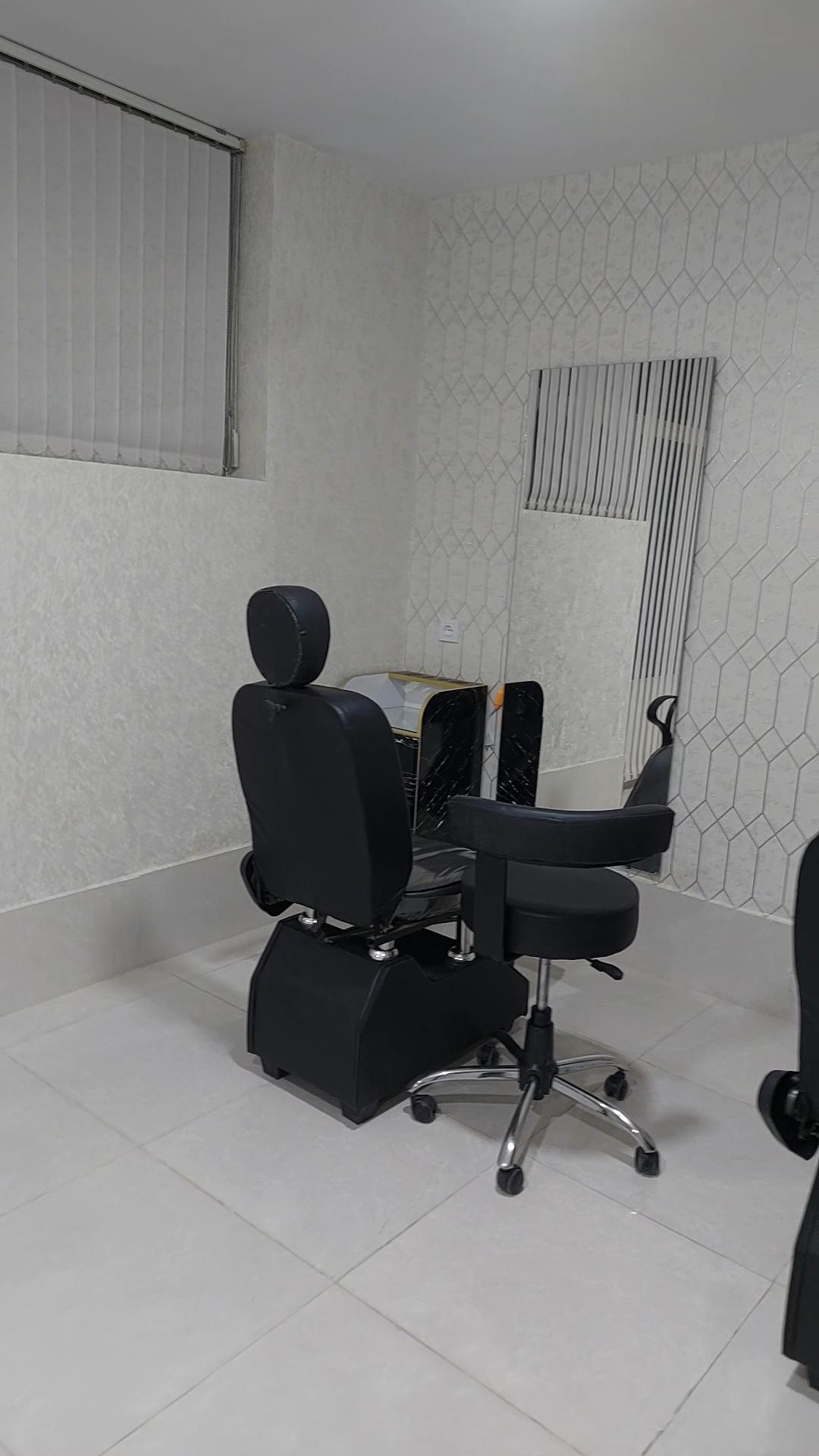 عکس   سالن زیبایی نوایی 