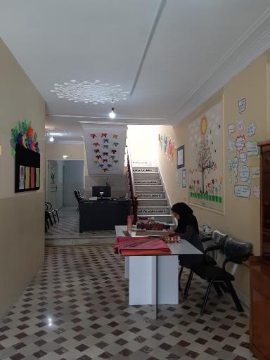 عکس دبستان پسرانه آبتین