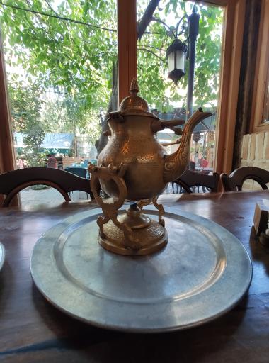 عکس رستوران عمارت قاجاریه