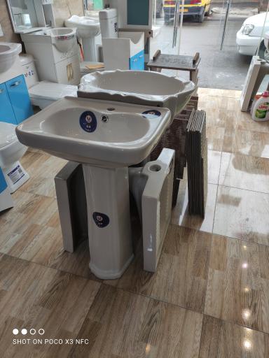 عکس کاشی سرامیک سروی 