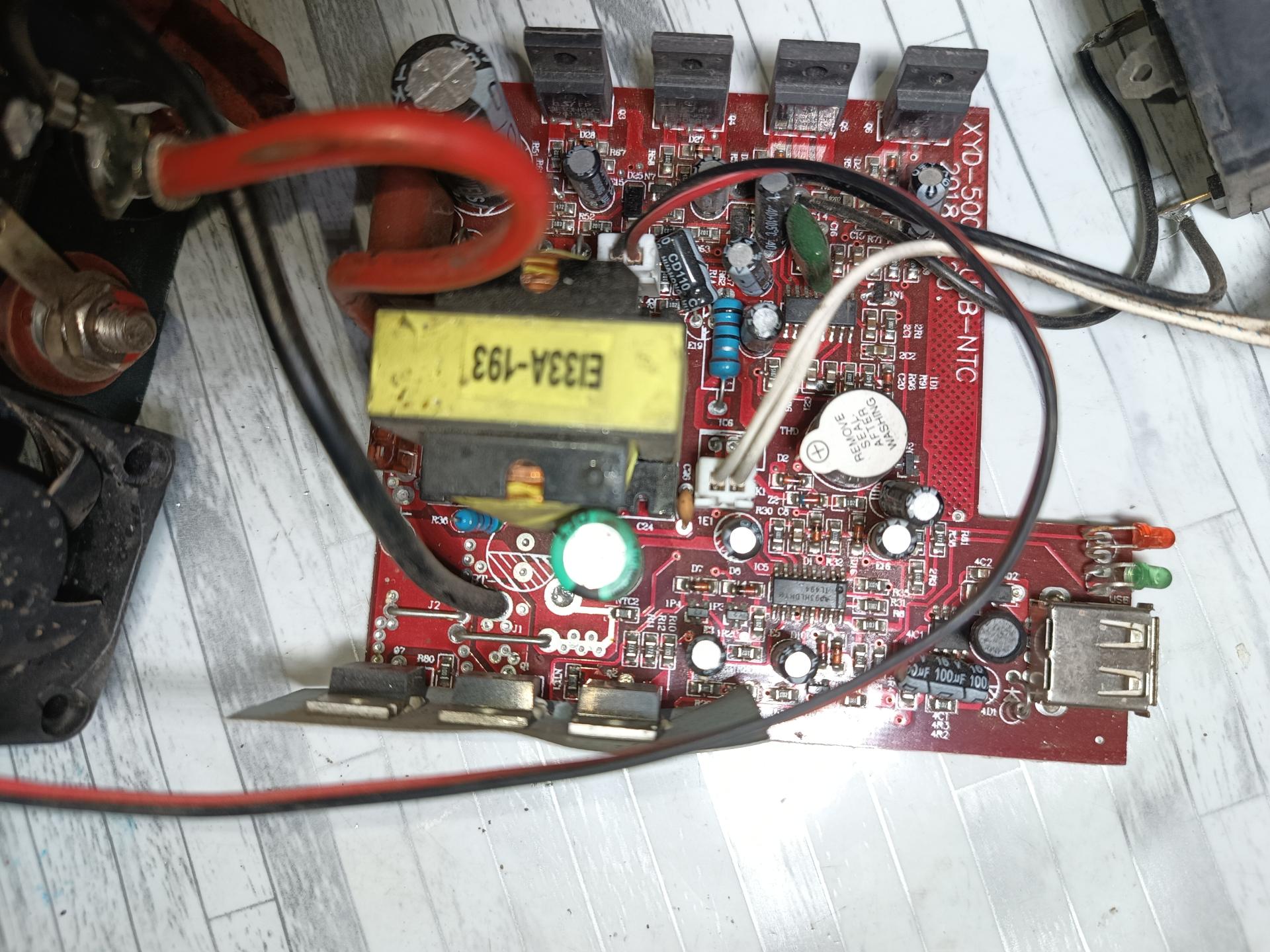 عکس خدمات صوت و تصویر پارسا 