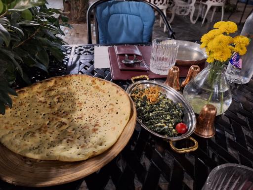 عکس رستوران عمارت قاجاریه