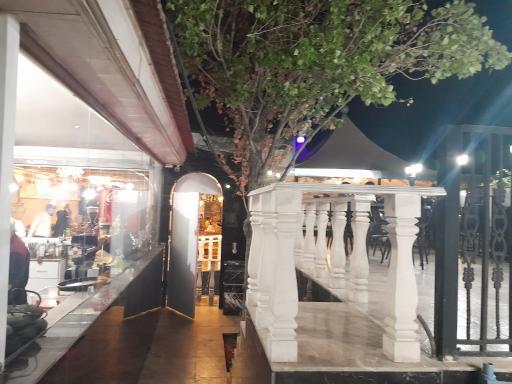 عکس سفره خانه باغ شمس العماره