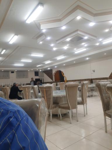عکس تالار پذیرایی پیمان دوست