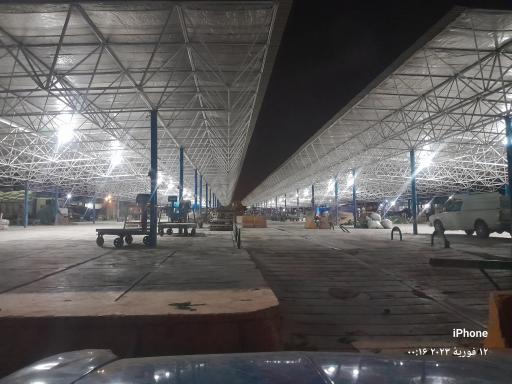 عکس میدان مرکزی میوه و تره بار