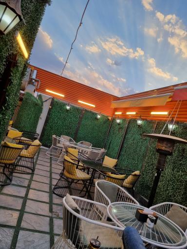 عکس کافه رستوران کانولی