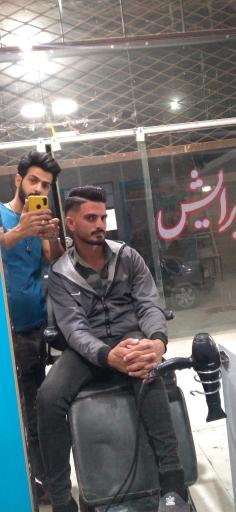 عکس آرایشگاه مردانه خط ریش