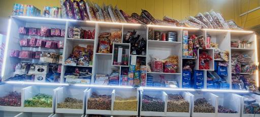 عکس شیرینی سرای بخشان