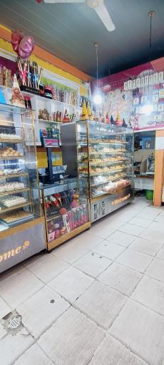 عکس شیرینی سرای بخشان