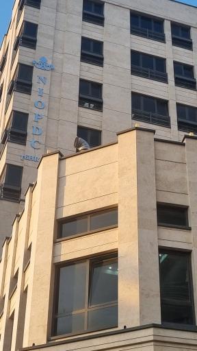 عکس شرکت ملی پخش فراوردهای نفتی منطقه تهران