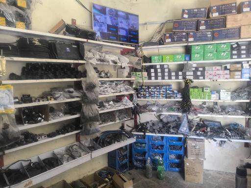 عکس خدمات فنی خودروهای دوگانه سوز خودی زایی