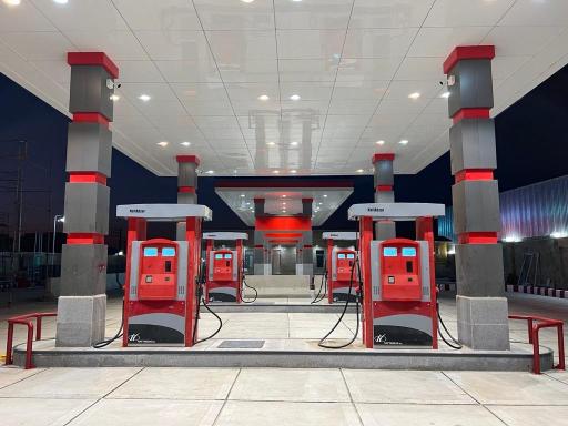 عکس پمپ بنزین و cng قادری