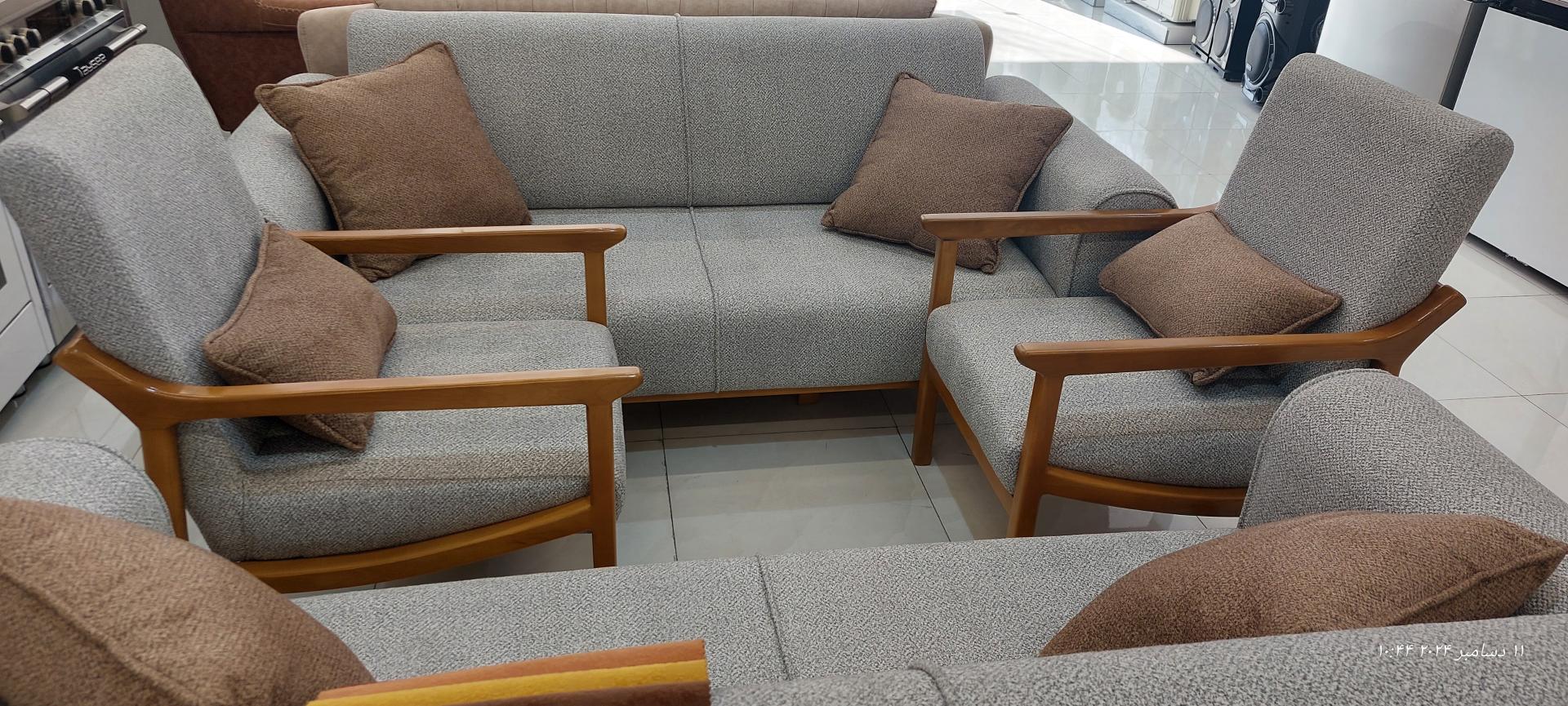 عکس فروشگاه لوازم خانگی خیامی