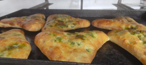 عکس کلوچه پزی سوغات 