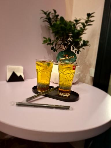 عکس کافه شیوا